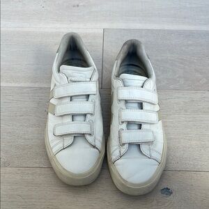 Veja Recife Leather Sneakers - size 43/10